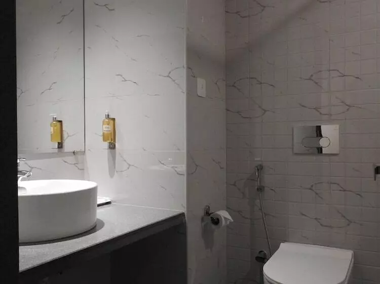 ホテル Tgi Ameya Grand