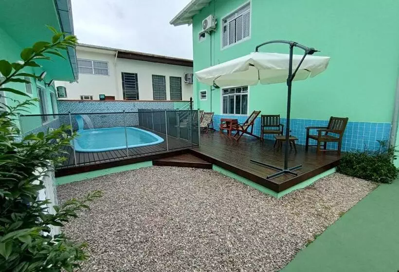 Majatalo Hostel Casa Da Vó Rosa