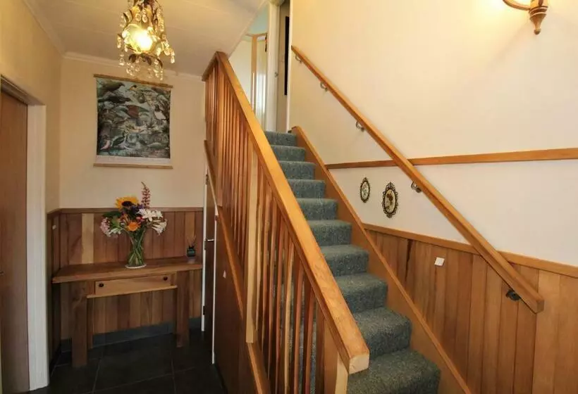 ペンション Labyrinth Gardens Guest House