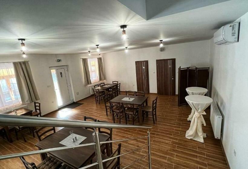 بنسيون Penzión Melis