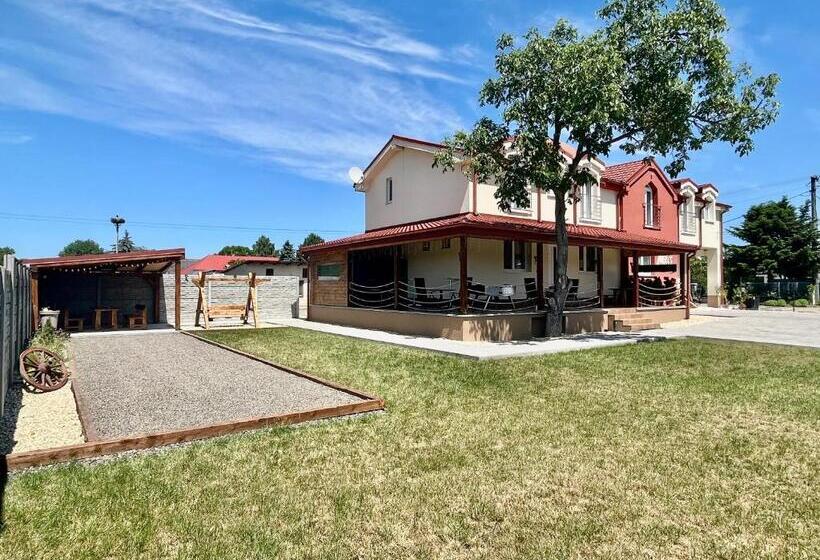 بنسيون Penzión Melis