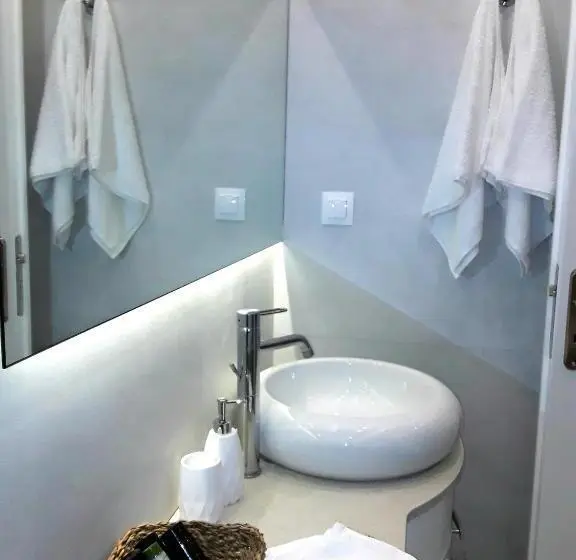 Cavo Seaside Suites