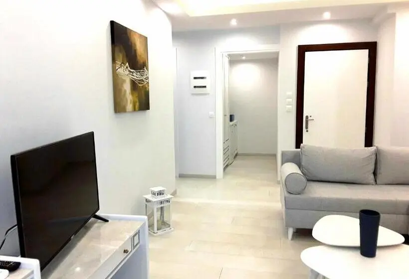 Cavo Seaside Suites