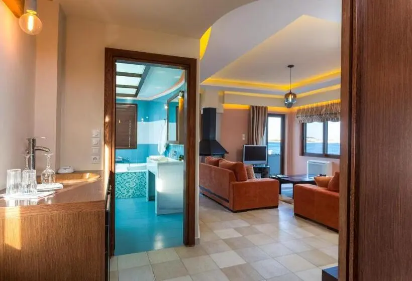 Cavo Seaside Suites