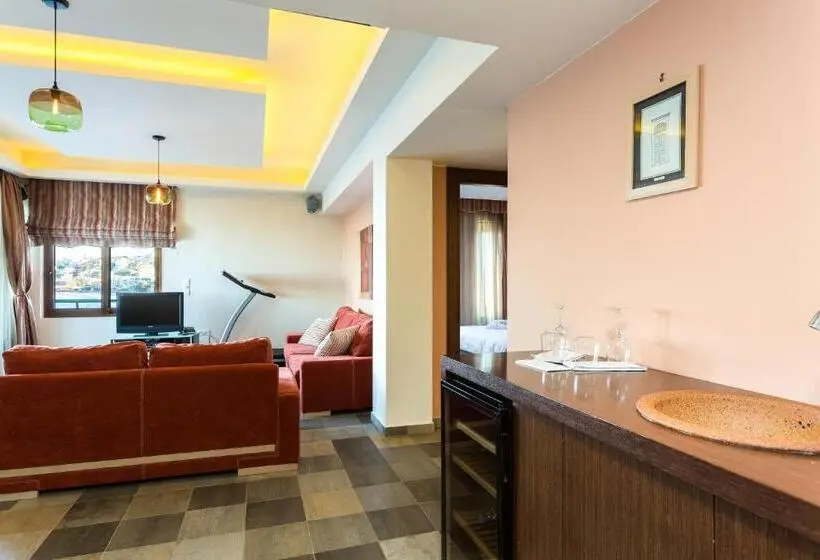 Cavo Seaside Suites