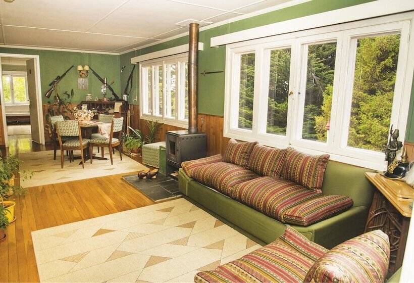 Estancia Rio De Los Ciervos