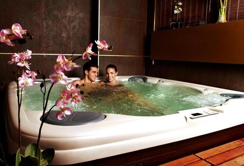 Gran Chalet Hotel & Petit Spa