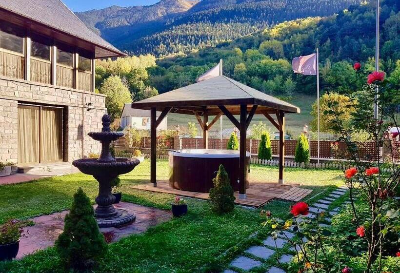 Gran Chalet Hotel & Petit Spa