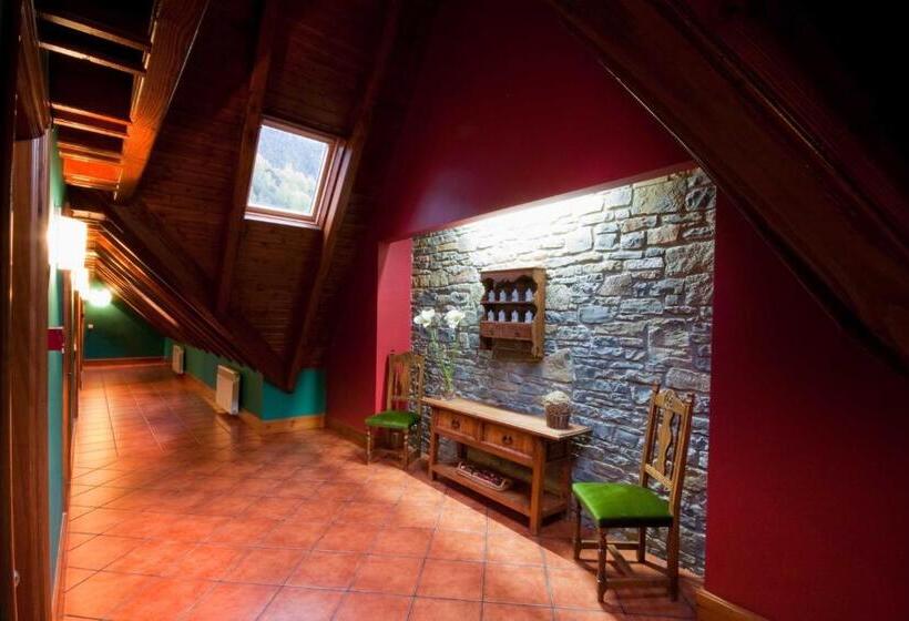 Gran Chalet Hotel & Petit Spa