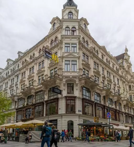 ホテル Aviano Boutique