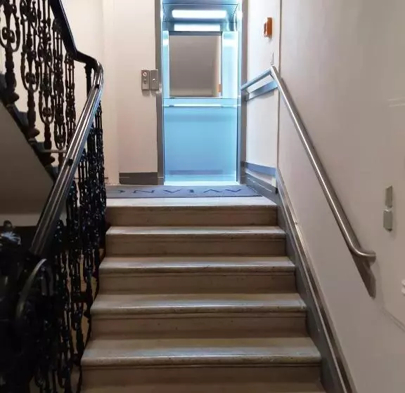 ホテル Aviano Boutique