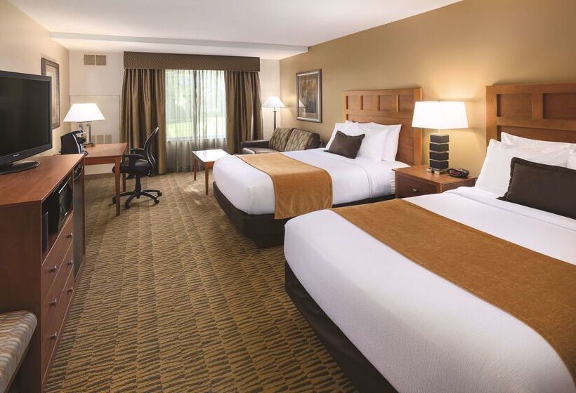 ホテル Wyndham Bloomington   Mall Of America