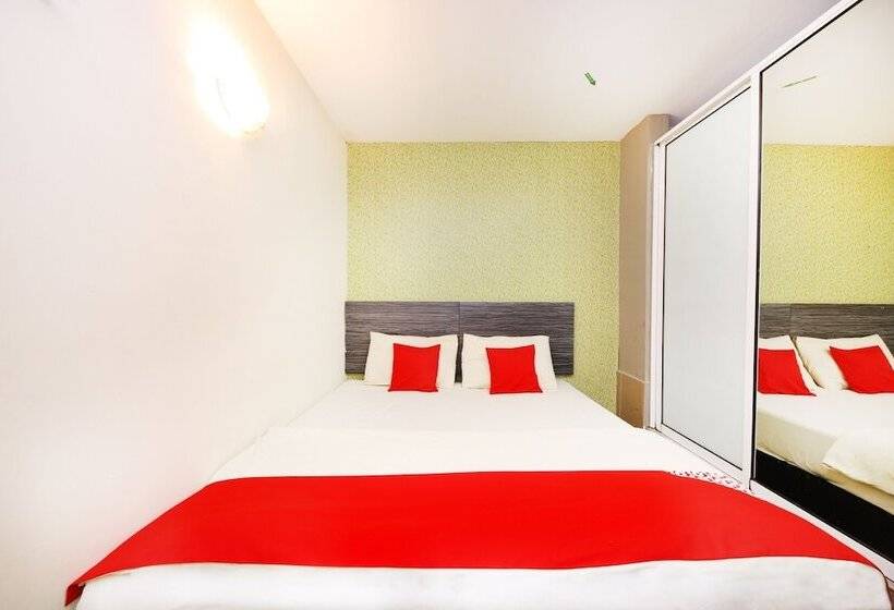 Hotel Capital O 90726 V