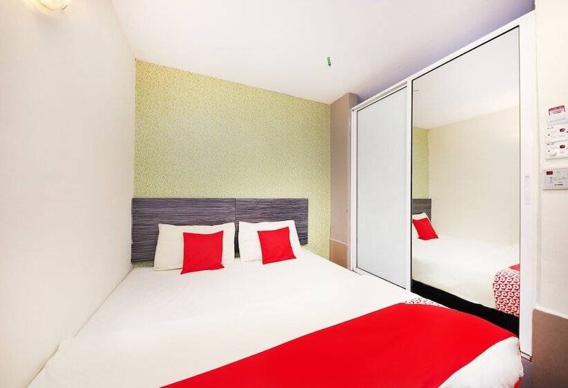 Hotel Capital O 90726 V