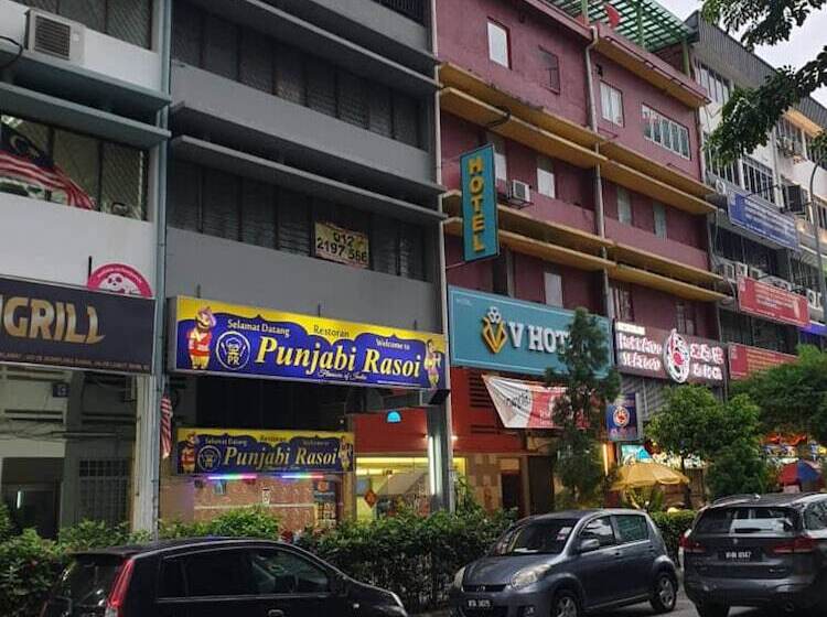 Hotel Capital O 90726 V