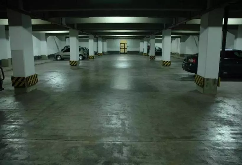 هتل Dr. Cesar C. Carman