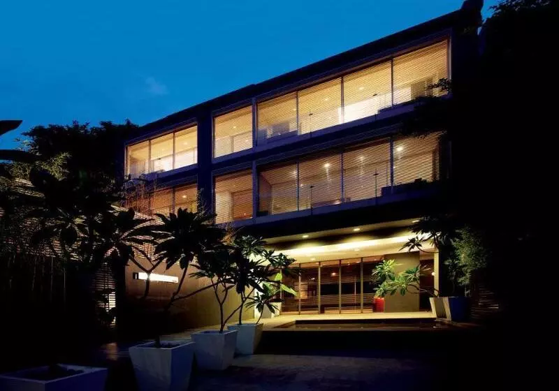 ホテル Double One