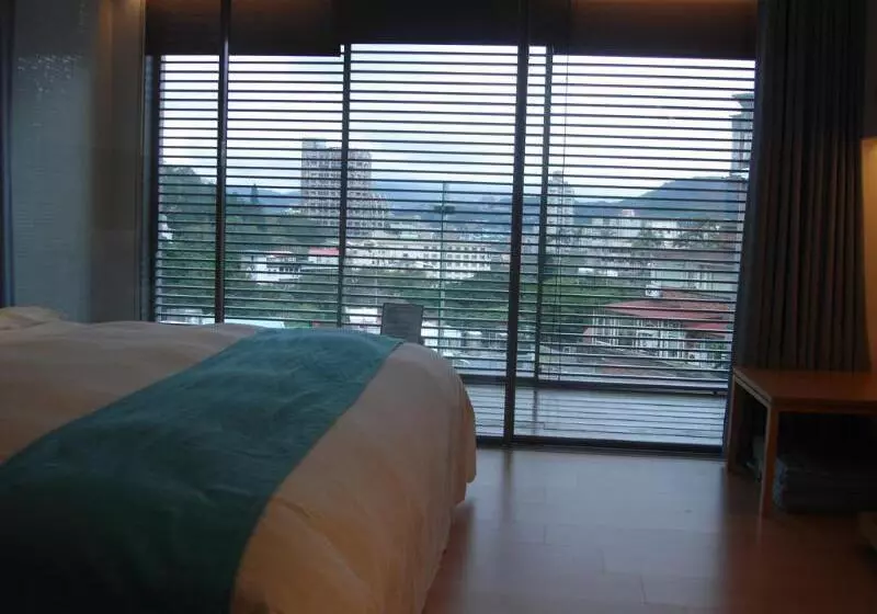 ホテル Double One