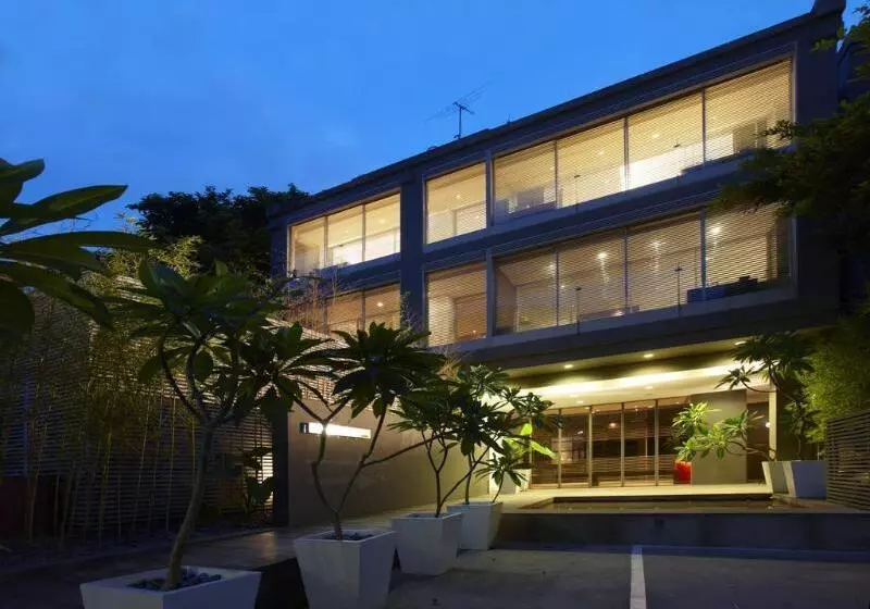 ホテル Double One