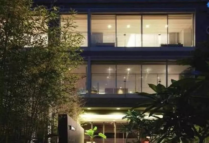 ホテル Double One