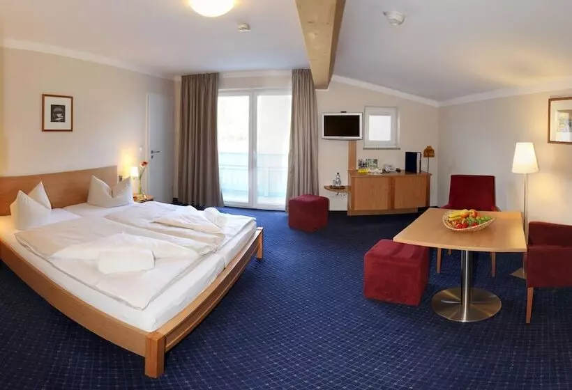 فندق Farbinger Hof