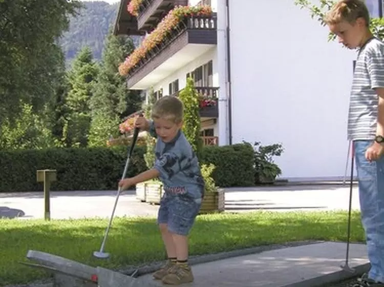 فندق Farbinger Hof