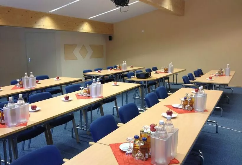 فندق Farbinger Hof