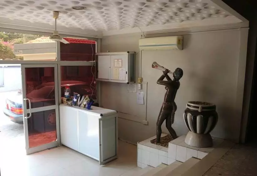 בית מלון כפרי Global Summer