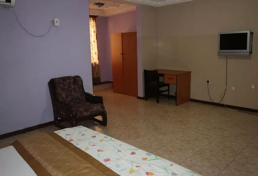 בית מלון כפרי Global Summer