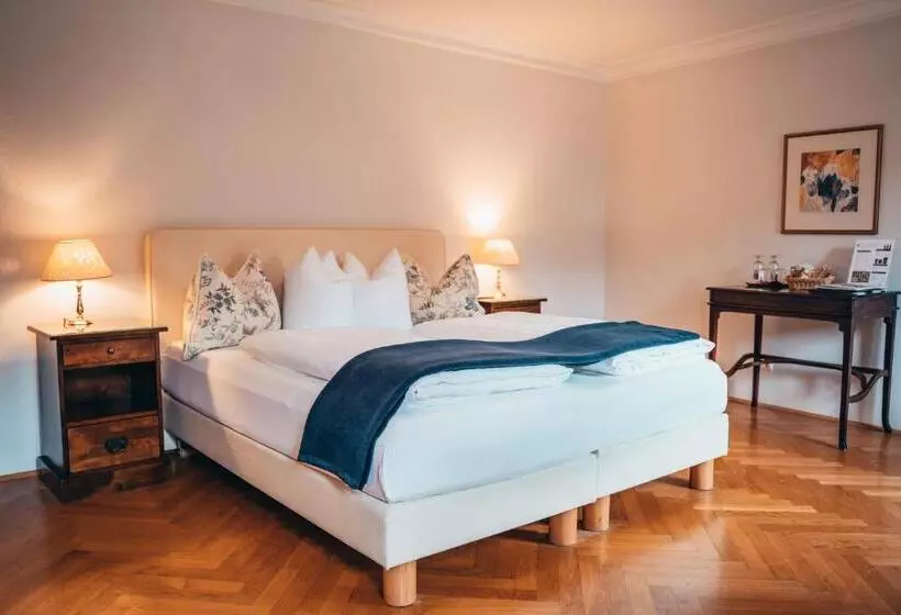 ホテル Goldener Engl