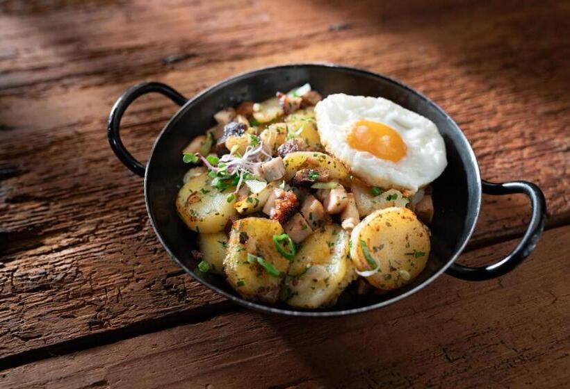 בית מלון כפרי Goldener Engl