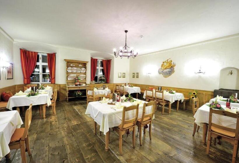 בית מלון כפרי Goldener Engl