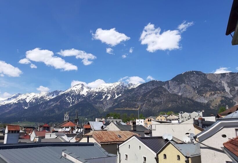 בית מלון כפרי Goldener Engl