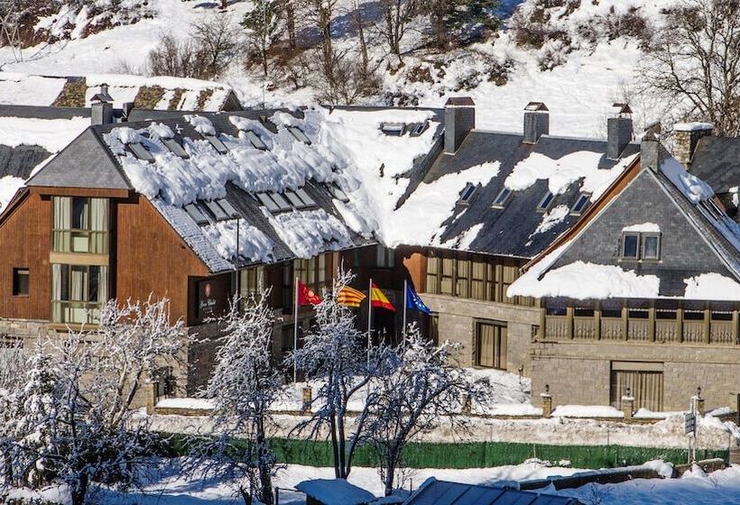 Gran Chalet Hotel & Petit Spa