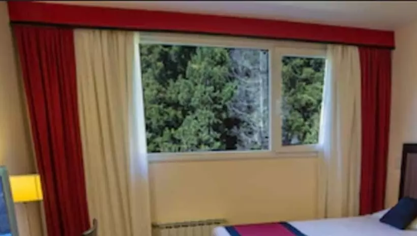 فندق Huinid Pioneros