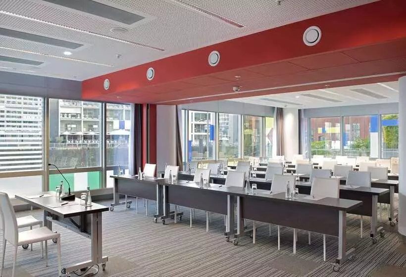 هتل Innside By Meliá Dusseldorf Hafen