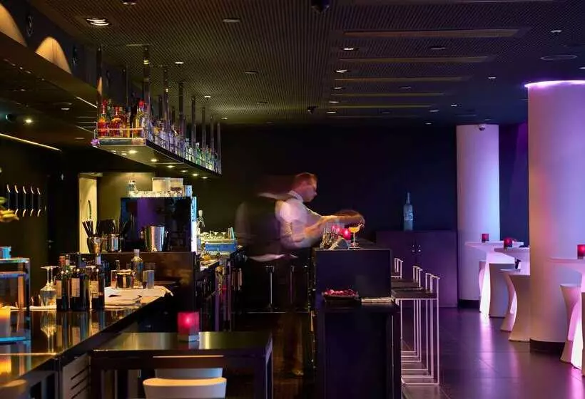 هتل Innside By Meliá Dusseldorf Hafen