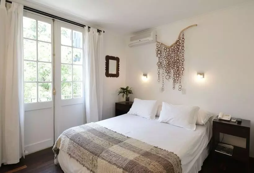 ホテル Meridiano Sur Petit