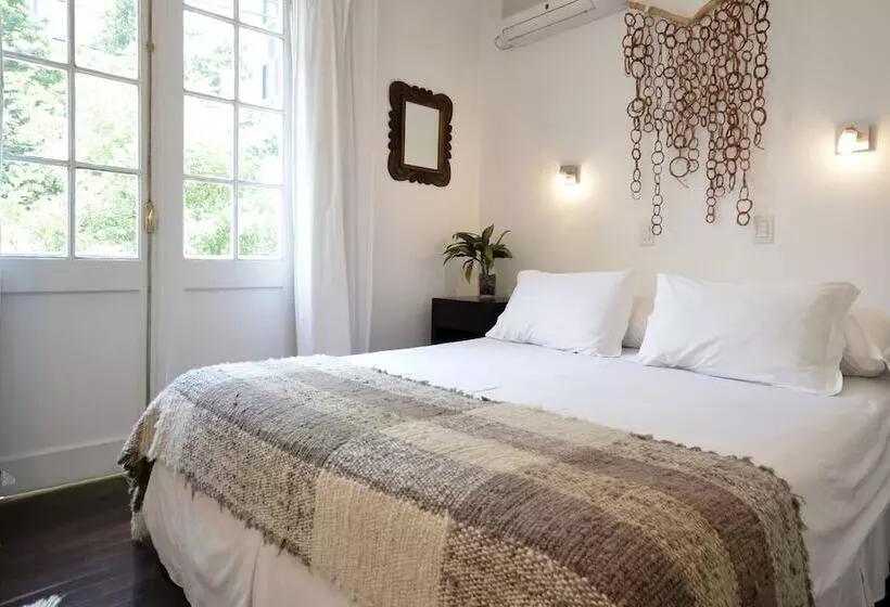 ホテル Meridiano Sur Petit