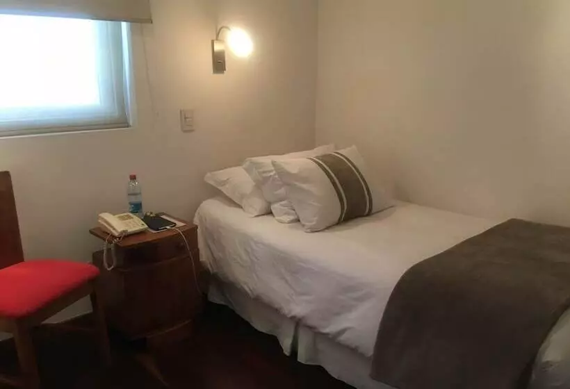 ホテル Meridiano Sur Petit