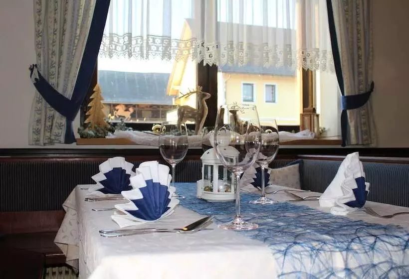 Hotelli Narnhoferwirt