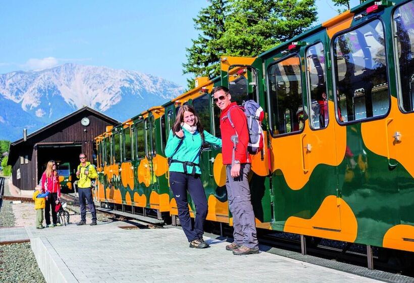 酒店 Schneeberghof