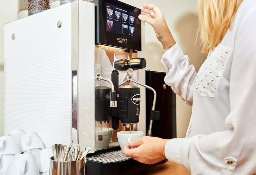 酒店 Schneeberghof