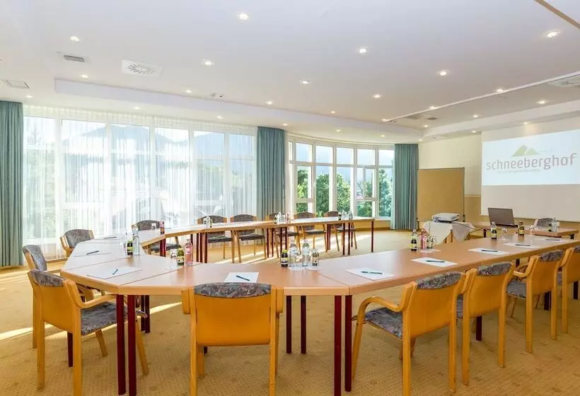 酒店 Schneeberghof