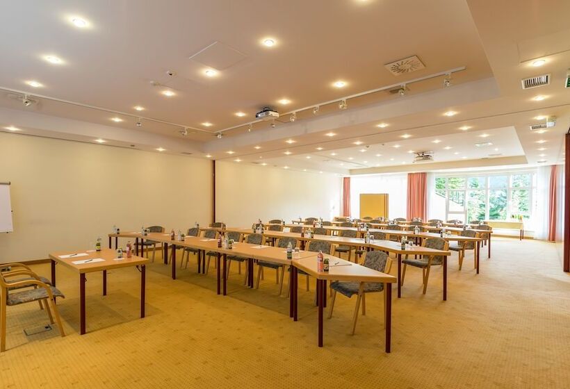 酒店 Schneeberghof