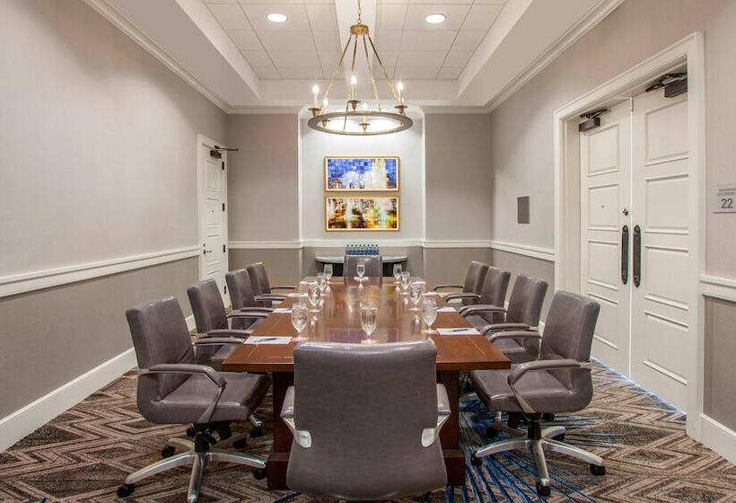 Отель Sheraton Jacksonville