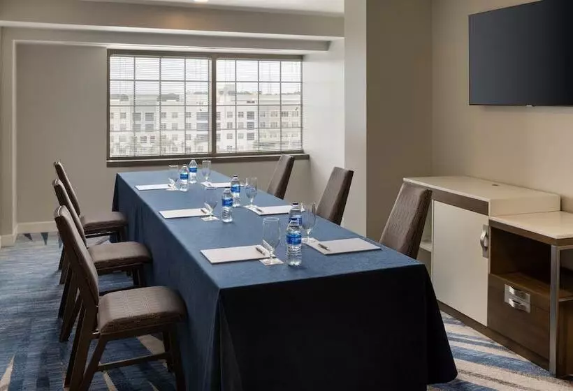 酒店 Sheraton Jacksonville