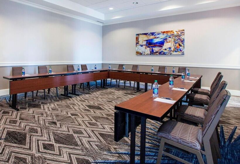 Отель Sheraton Jacksonville