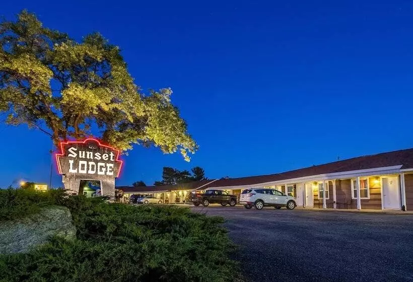 ホテル Sunset Lodge Escanaba