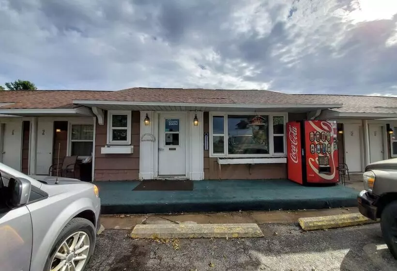 ホテル Sunset Lodge Escanaba